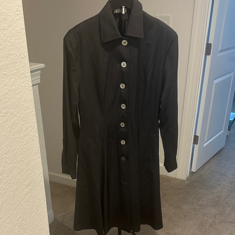 KS Selection Gray Long Sleeve Button-Front Dress with Ivory Buttons - Picture 2 of 5